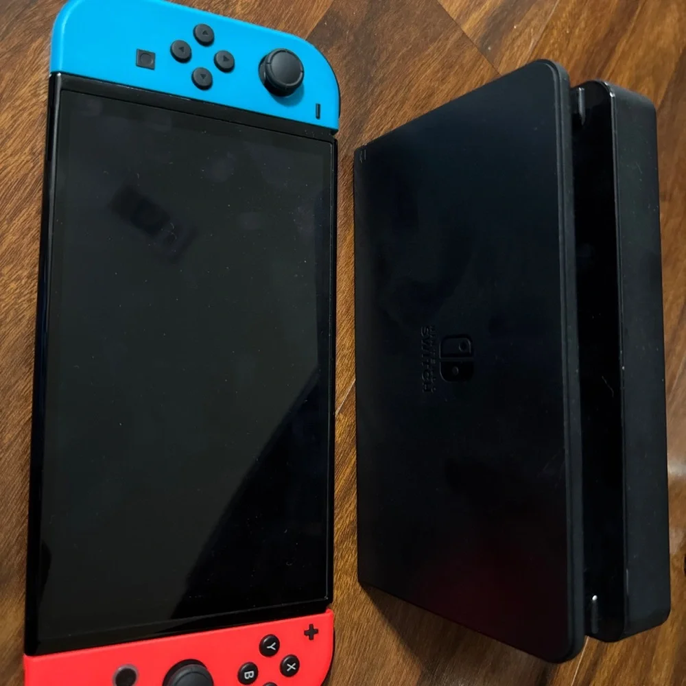 Nintendo Switch OLED - Vibrant Blue and Orange